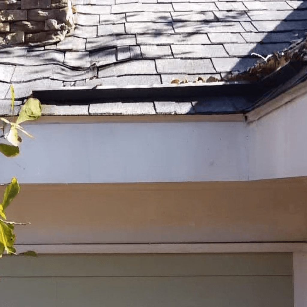 Example of sagging on roof